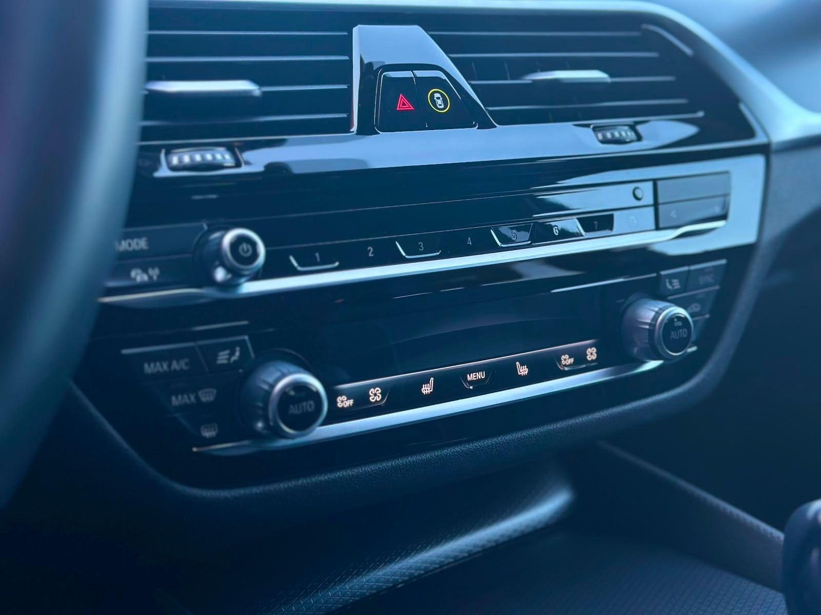 BMW 530i M SPORT PAKET HUD#LASER#ACC#PANO#LEDER#AHK