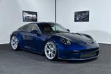 Porsche 992 S/T Heritage | stock - blaue Porsche 992