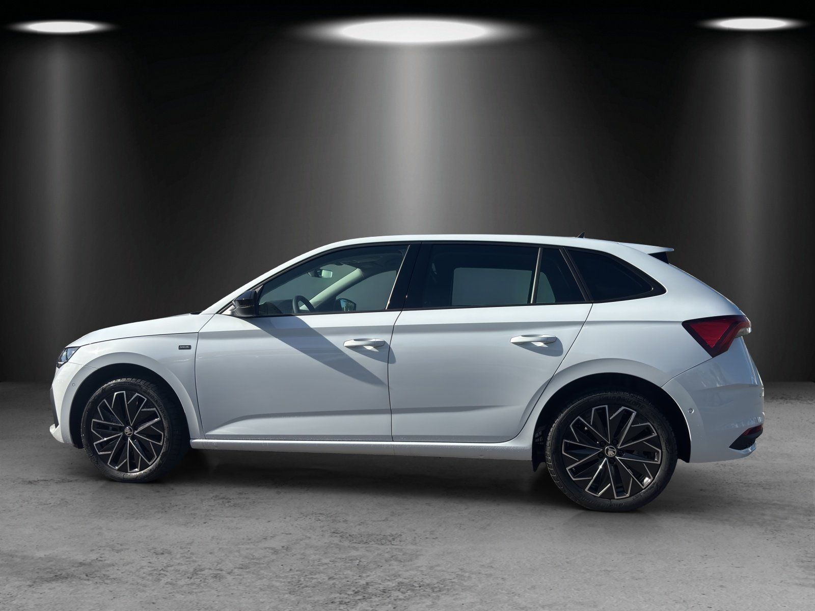 Fahrzeugabbildung SKODA Scala Drive 1,0 TSI 85 kW DSG