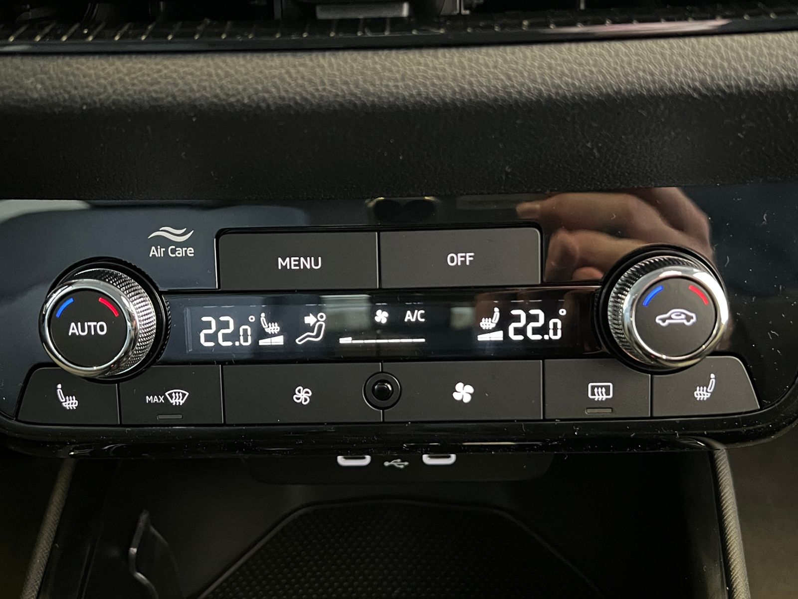 Fahrzeugabbildung SKODA Fabia Tour *Winter-Paket,KESSY,Einparkhilfe*