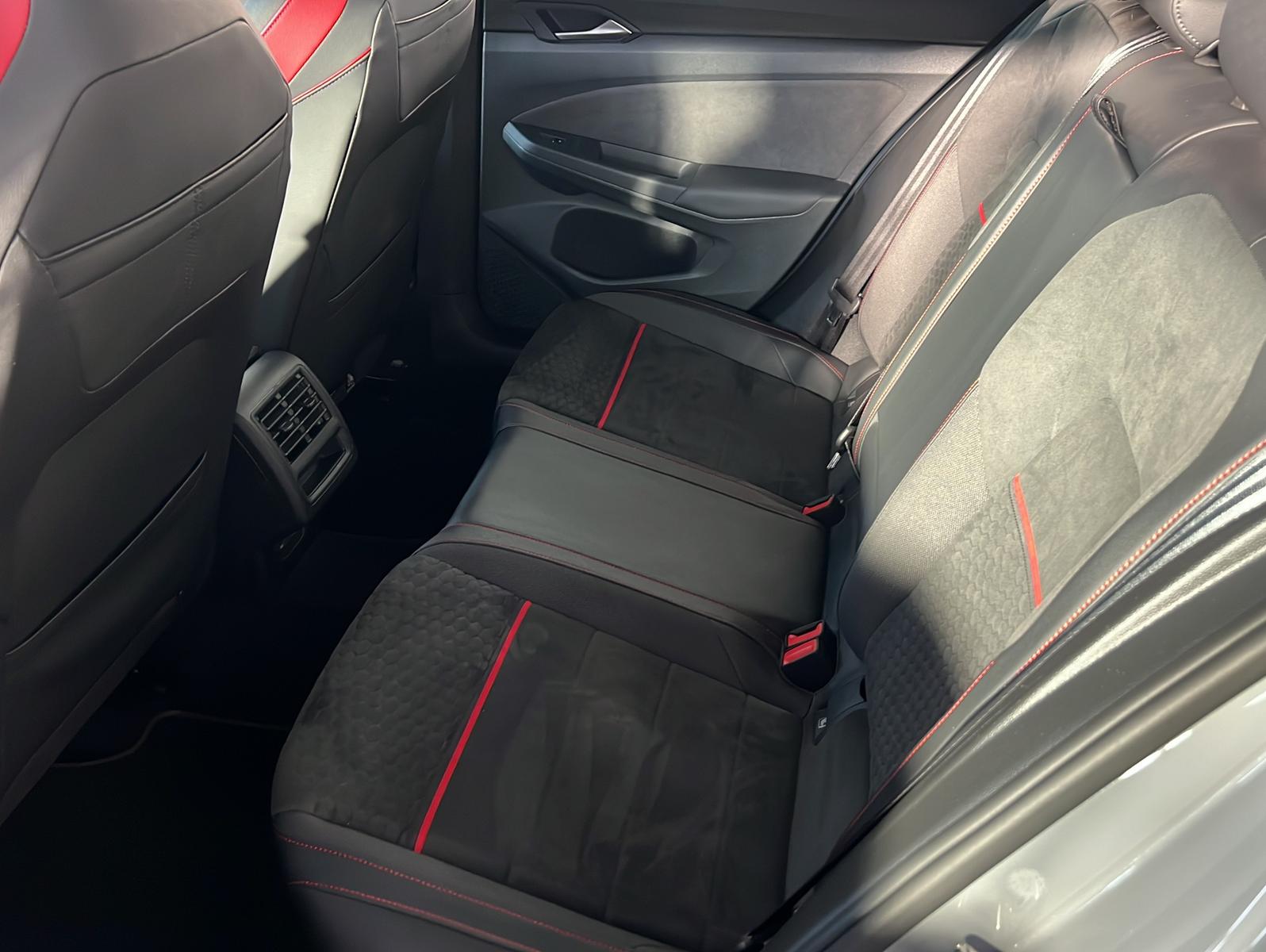 Volkswagen Golf 2.0 TSI GTI Clubsport*KeyGo*LED+*DAB*, миниатюра 5