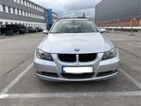 BMW 320d | TÜV neu | Leder | Panorama |  - BMW 320 aus 2006: Kombi, 320d