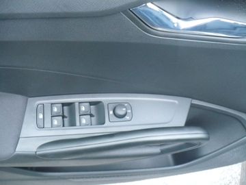 Bild 11 Skoda Fabia Sondermodell Kamera PDC Sitzheiz LED ALU