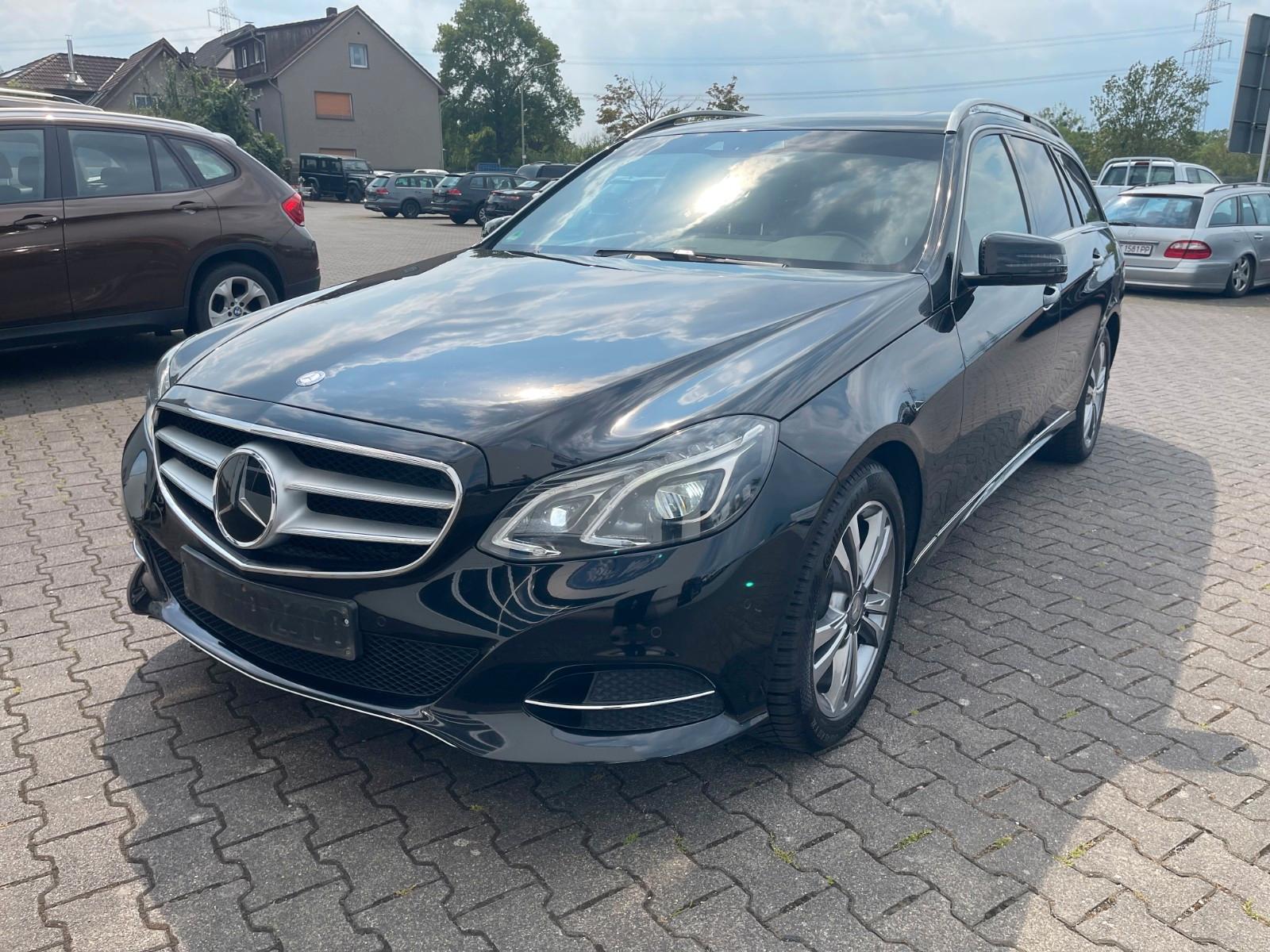 Mercedes-Benz E 200 *LED*ACC*Leder*Totwinkel*Spurhalte*Standhe