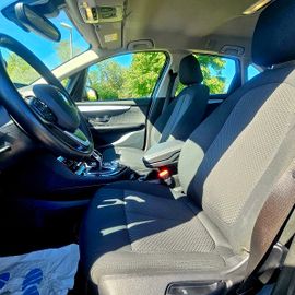 BMW 218 - 9