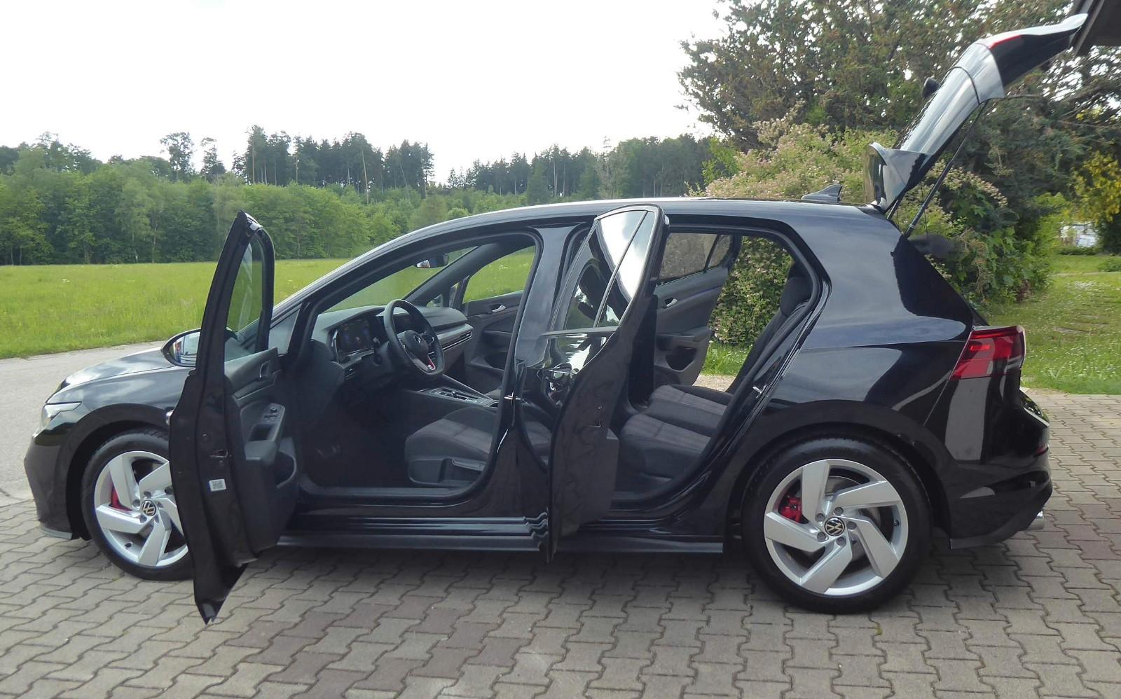 Volkswagen Golf VIII Lim. GTI DSG Blackstyle/VIRTUAL/NAVI, миниатюра 20