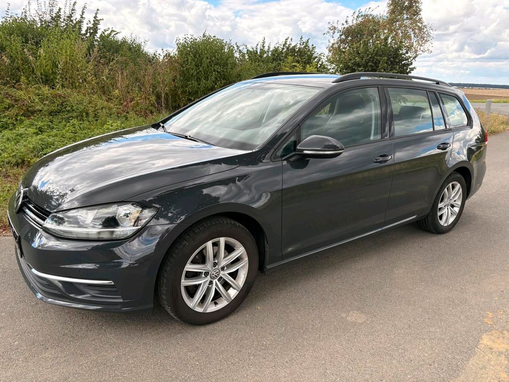 Image of Volkswagen Golf