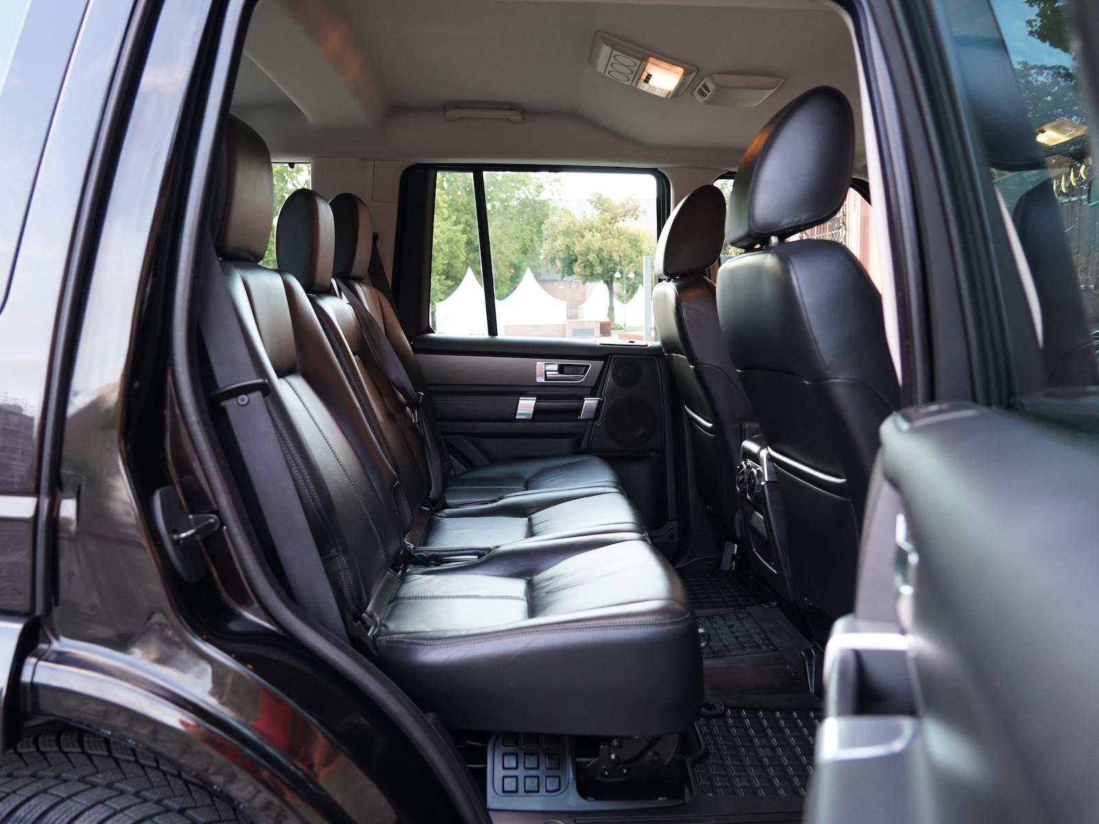 Land Rover Discovery 4 3.0 TDV6 Facelift | 245 ch | BVA | Suspension pneumatique | Caméra de recul | Cuir électrique chauffant | Attelage amovible 3 500 kg | Bi-xénon