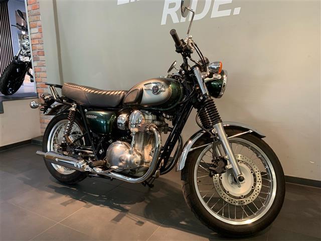 Kawasaki W800