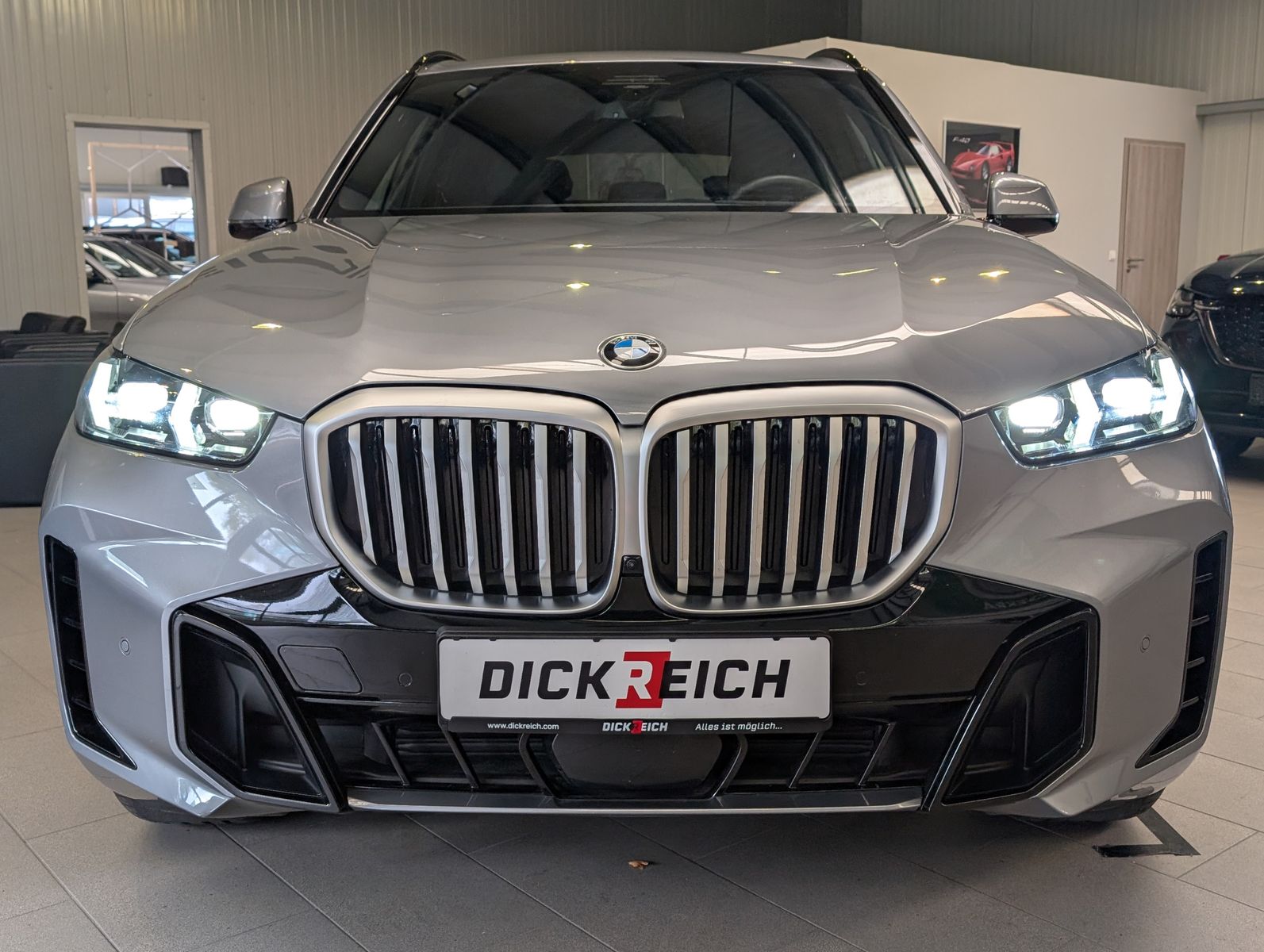 Fahrzeugabbildung BMW X5 30d xDrive M-Sport Innovati AHK H&K UPE:105T€