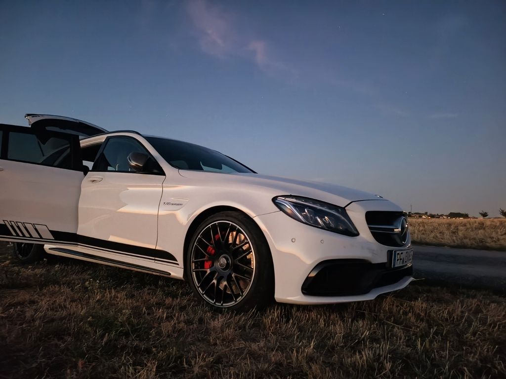 Image of Mercedes-Benz C 63 AMG