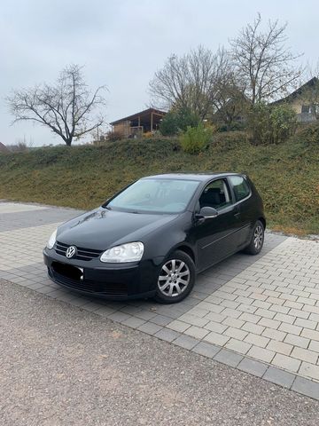 Volkswagen Golf 5 1.6