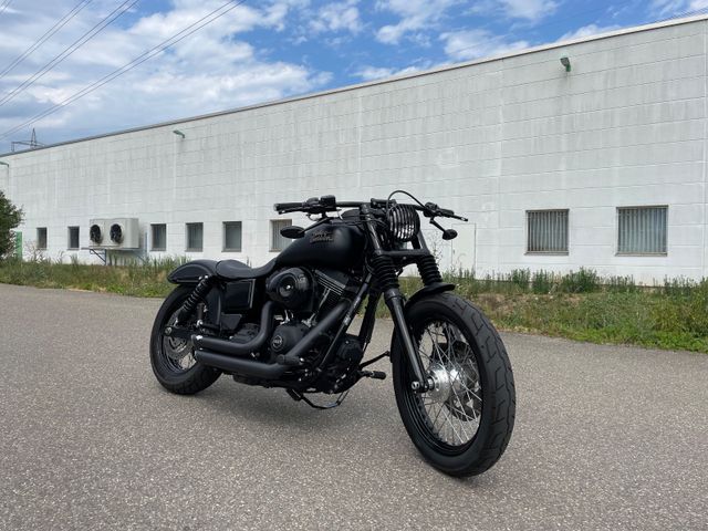 Harley-Davidson Street Bob - FXDB 103