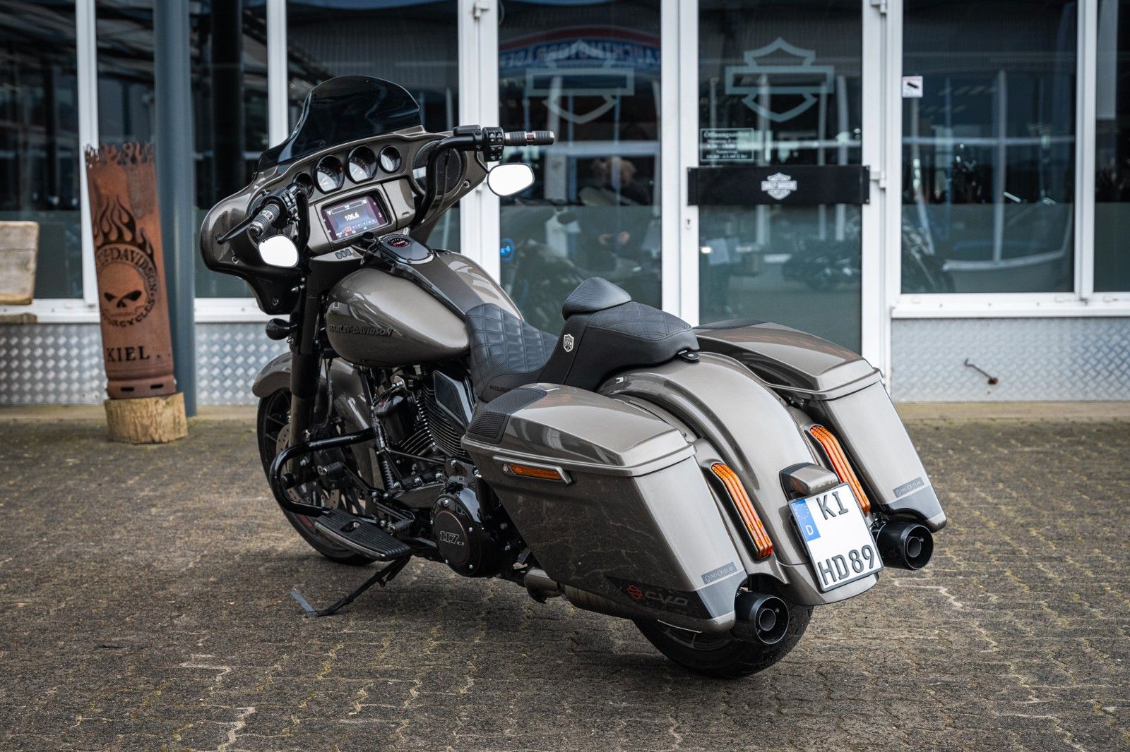 Fahrzeugabbildung Harley-Davidson FLHXSE CVO  Street Glide 117 - Wilbers