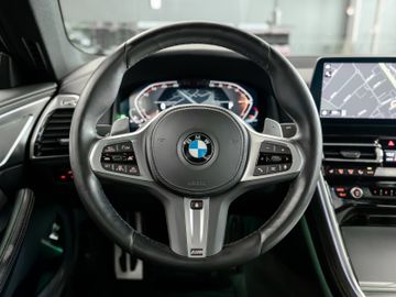 BMW 840 - 12