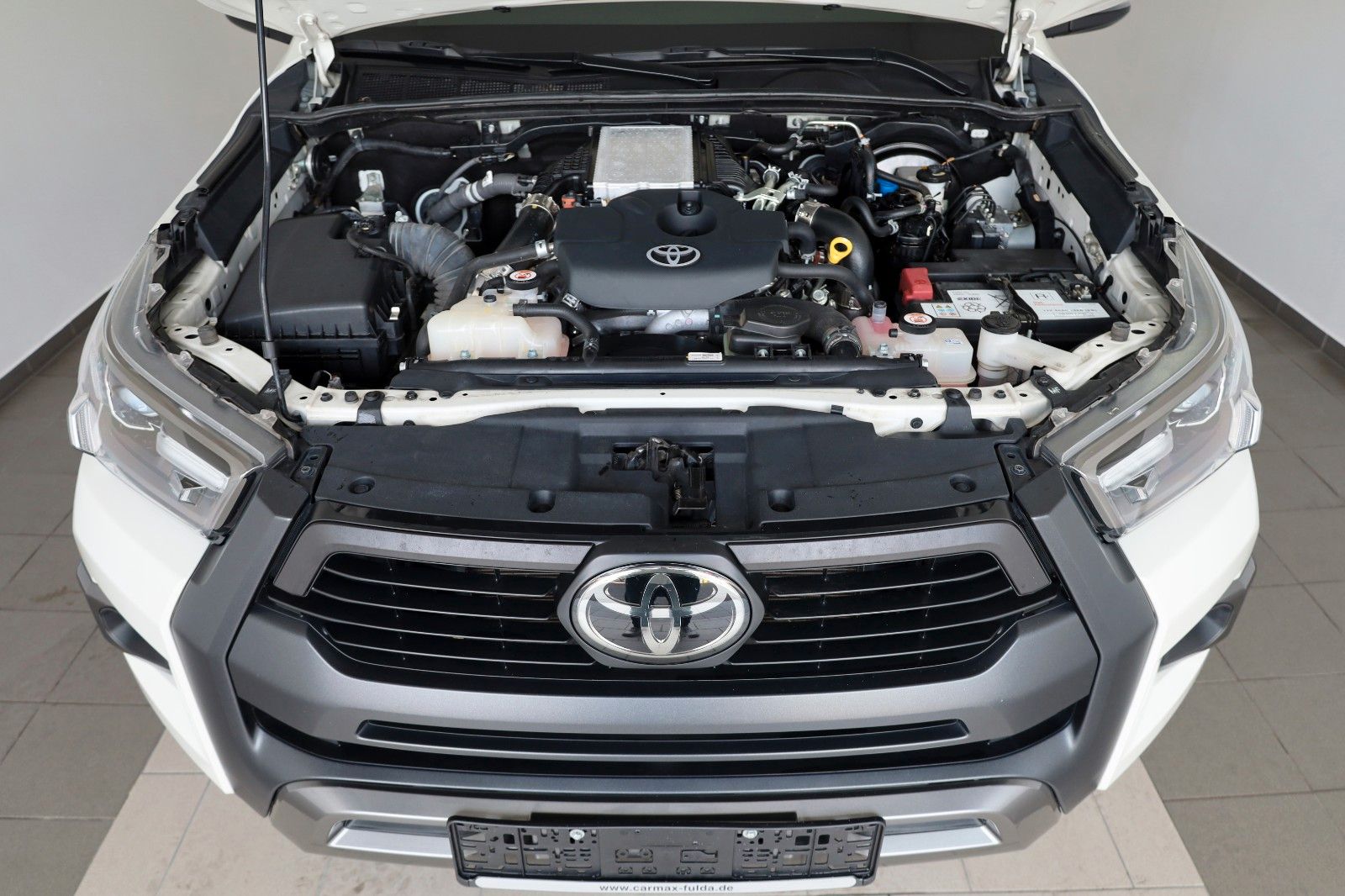 Fahrzeugabbildung Toyota Hilux Double Cab Invincible,Leder,Navi,Rollo,AHK