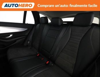Mercedes E 220 - 9