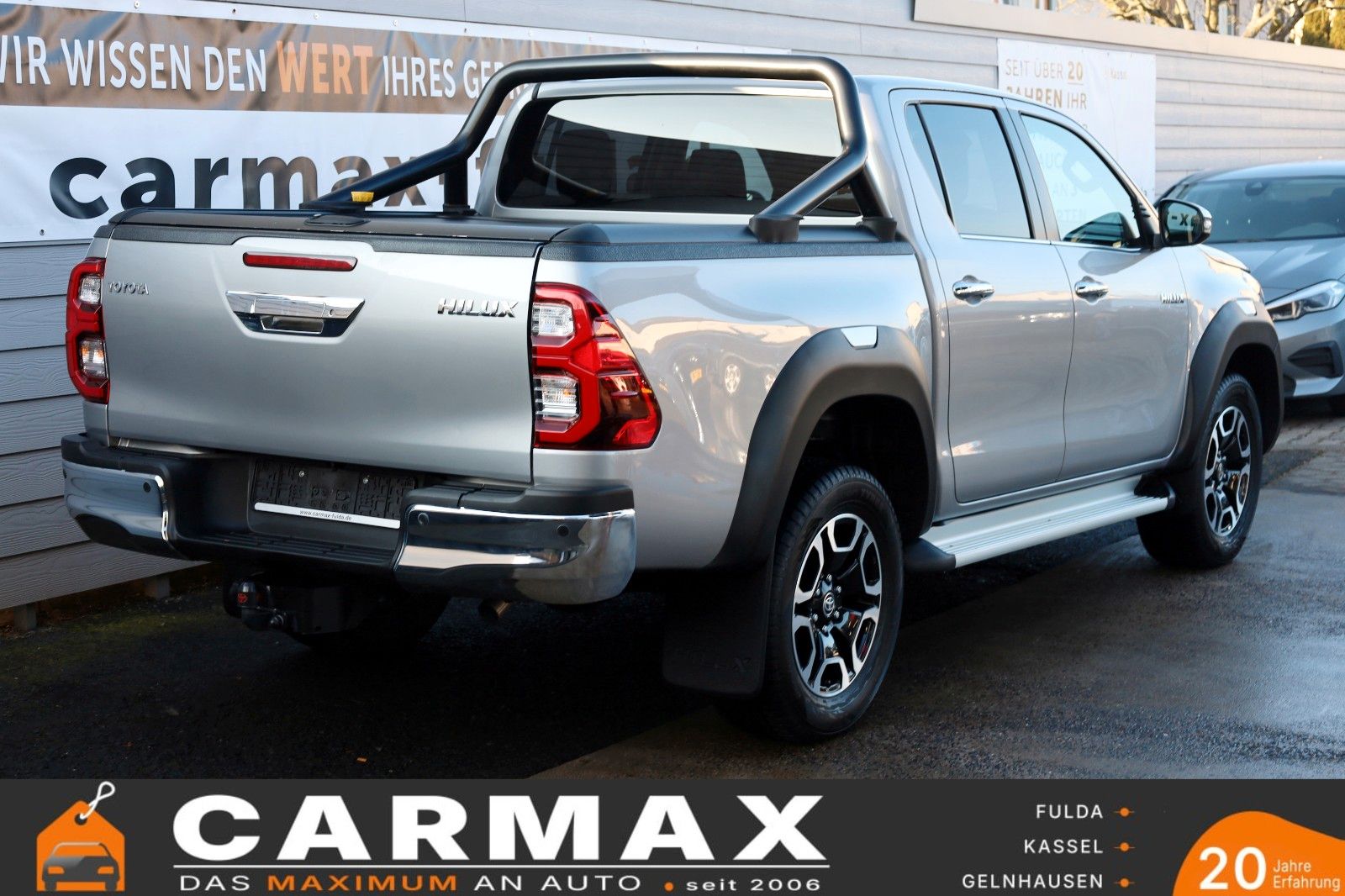 Fahrzeugabbildung Toyota Hilux 2.8 Executive,Navi,LED,Rollo,Rollbügel,AHK