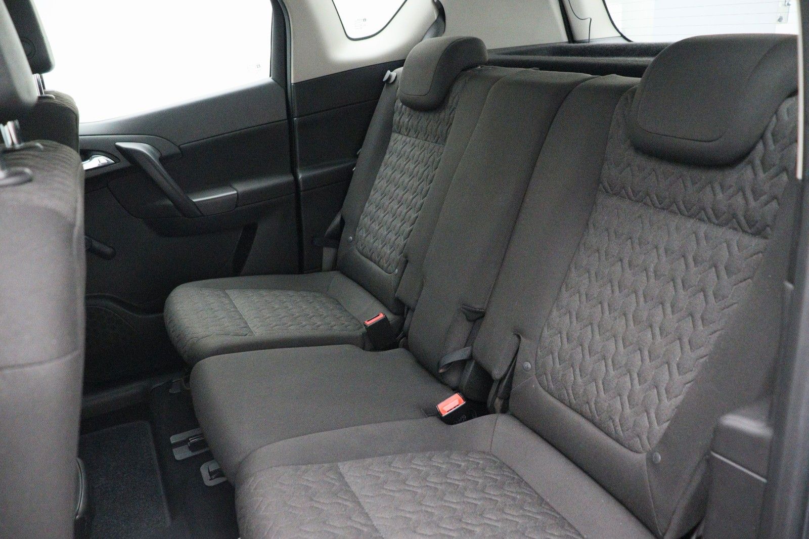Fahrzeugabbildung Opel Meriva Active