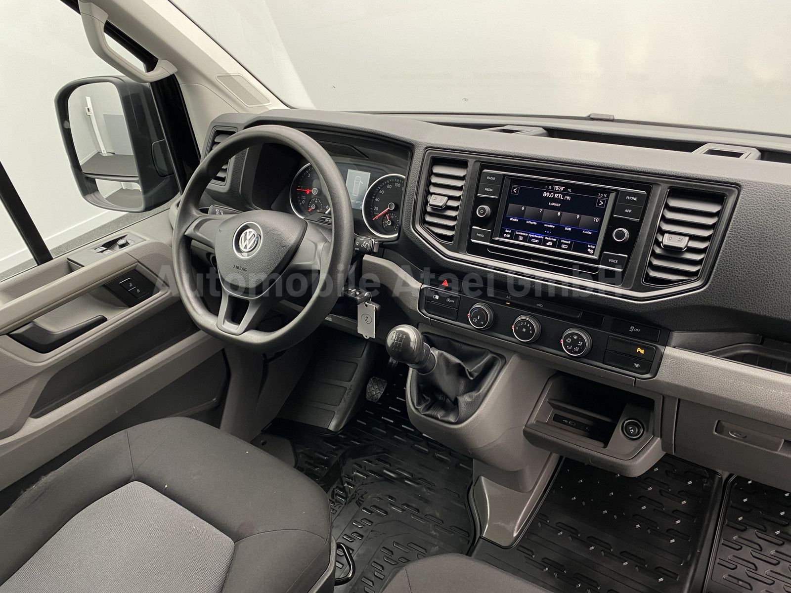 Fahrzeugabbildung Volkswagen Crafter TDI KAMERA+ KLIMA+ 1.HAND 5938