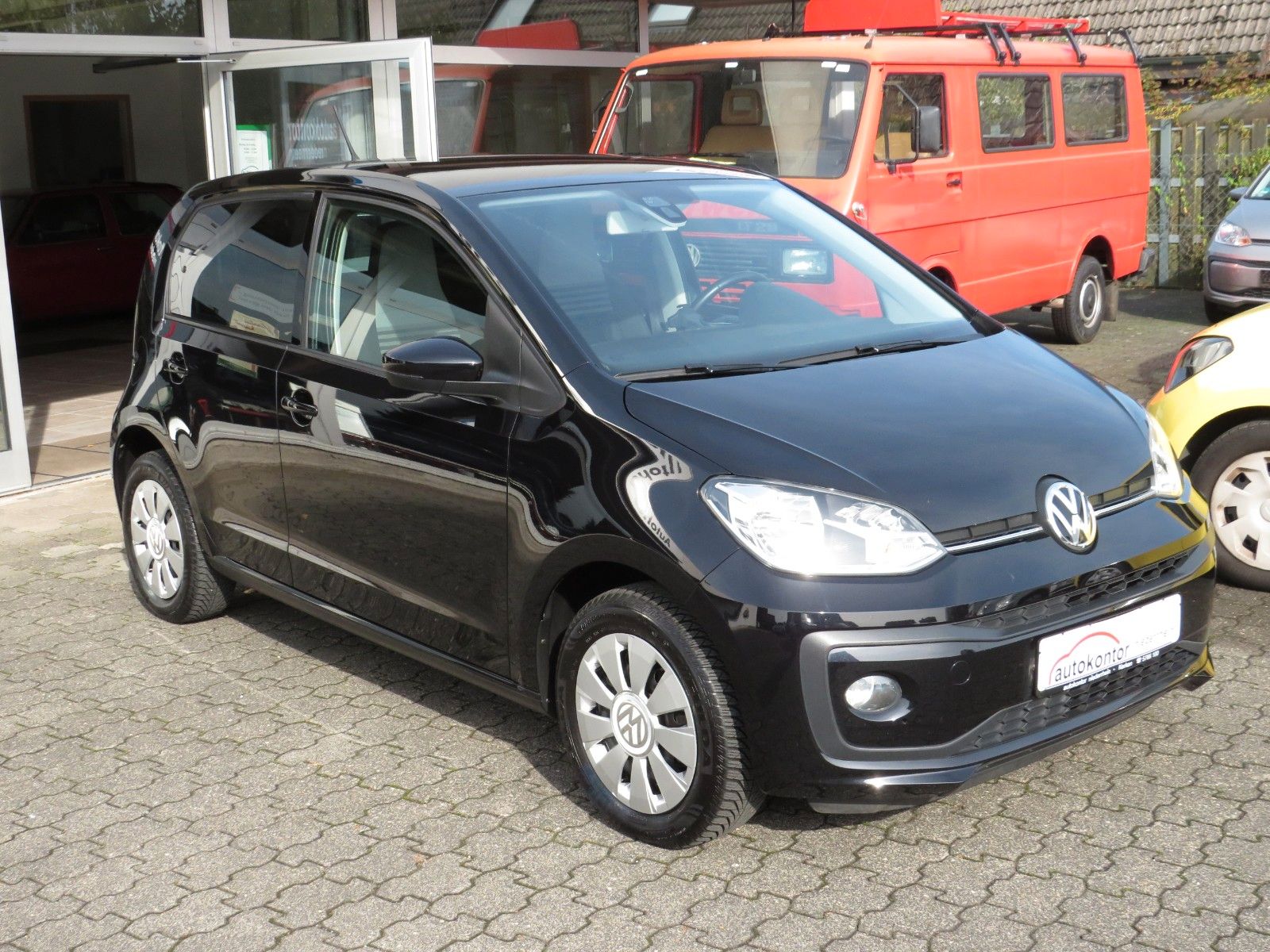 Fahrzeugabbildung Volkswagen up! move up! SITZH. GRA MAPS&MORE 4T NOTBREMS.1H