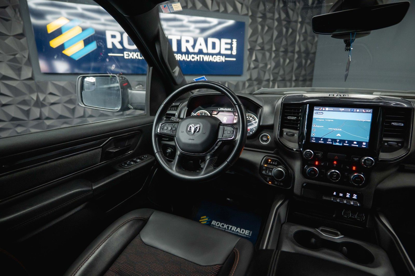 Fahrzeugabbildung Dodge RAM 5.7 V8 HEMI 4x4 Built to Serve AXLE LOCK FOX