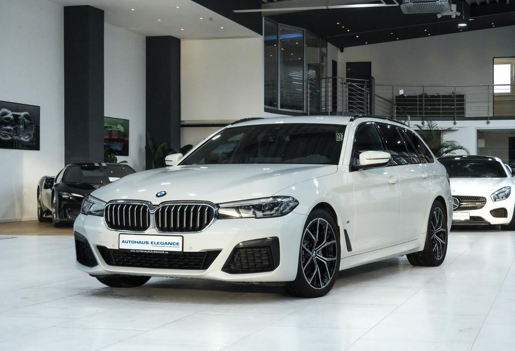 BMW 520d TouringMSPORTLUFTFEDERUNGLEDNAVILEDER 2023