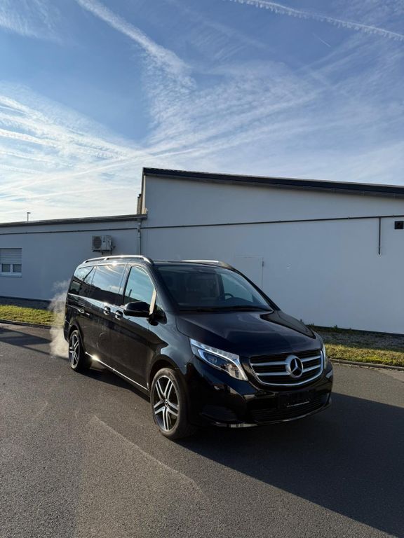 Mercedes-Benz V 250