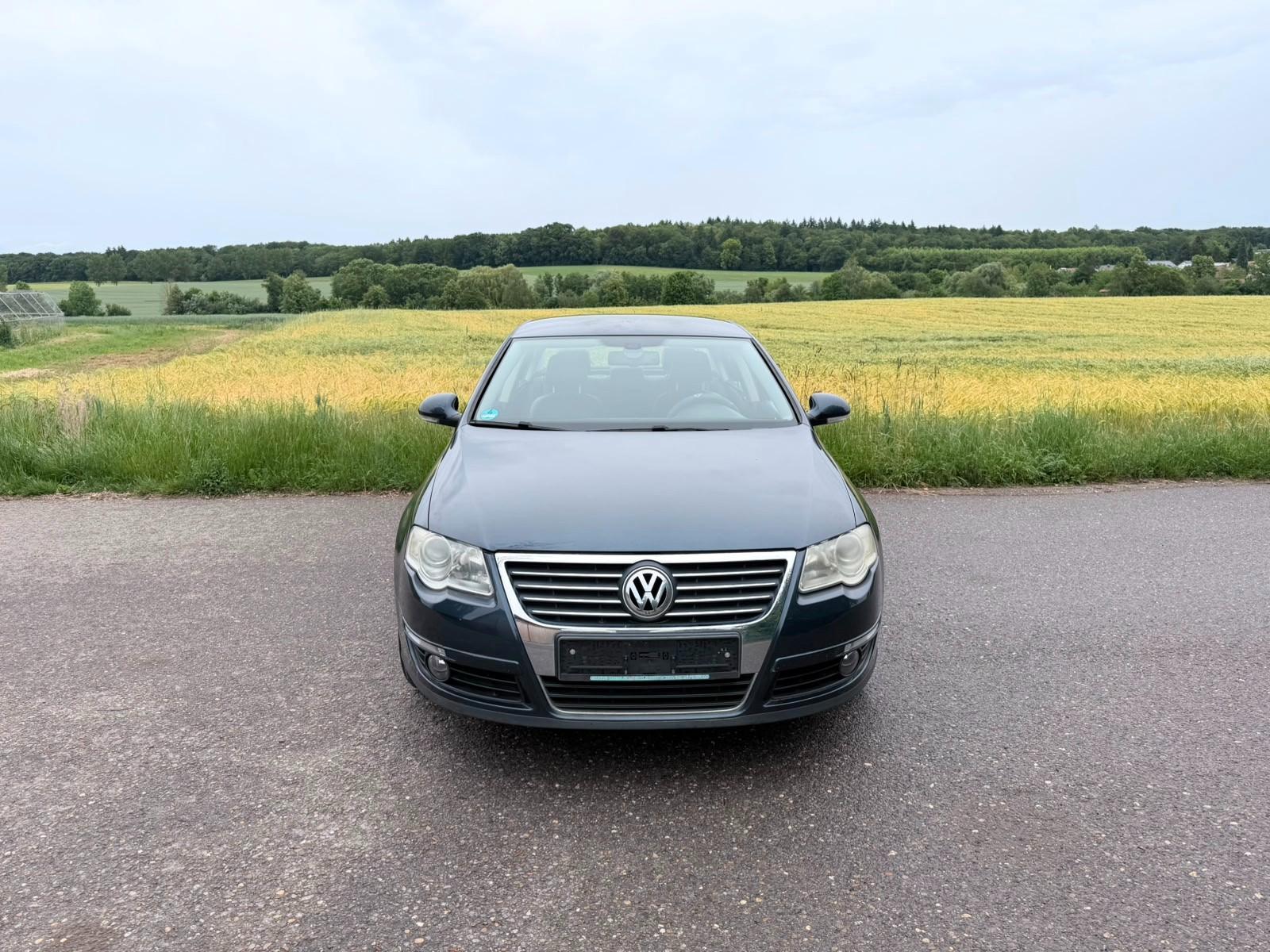 Volkswagen Passat 2.0 Highline 4Motion TÜV/Insp. NEU AHK
