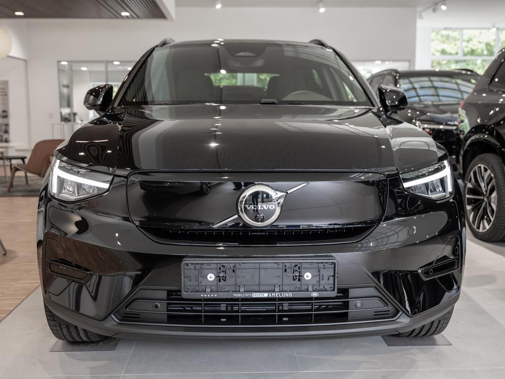 Volvo EX40 Single Motor Extended Range Plus Dark 360°