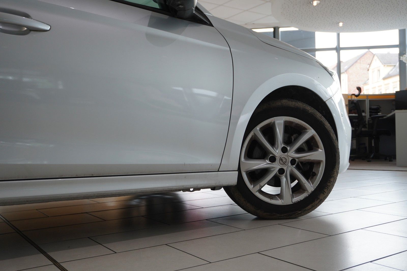 Fahrzeugabbildung Opel Corsa F 1.5D ELEGANCE NAVI/LED/KAMERA/TEMP/DAB+