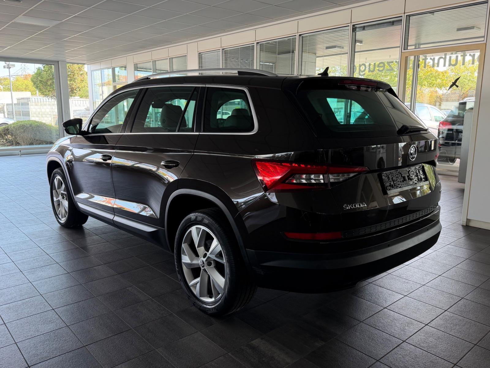 Skoda Kodiaq Style 4x4 / NAVI / LED / 2.Hand /