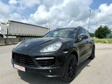 Porsche Cayenne Turbo - Porsche Cayenne aus 2011: Turbo