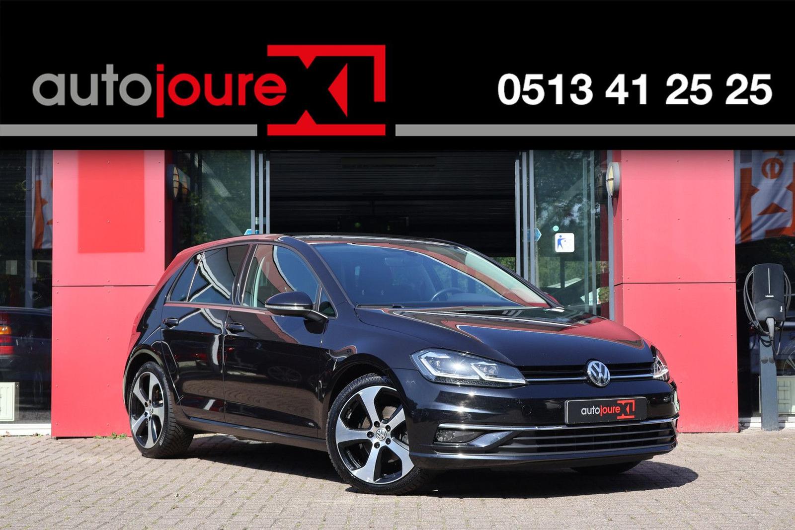 Volkswagen Golf 1.4 TSI DSG Highline | Virtual Cockpit | AC