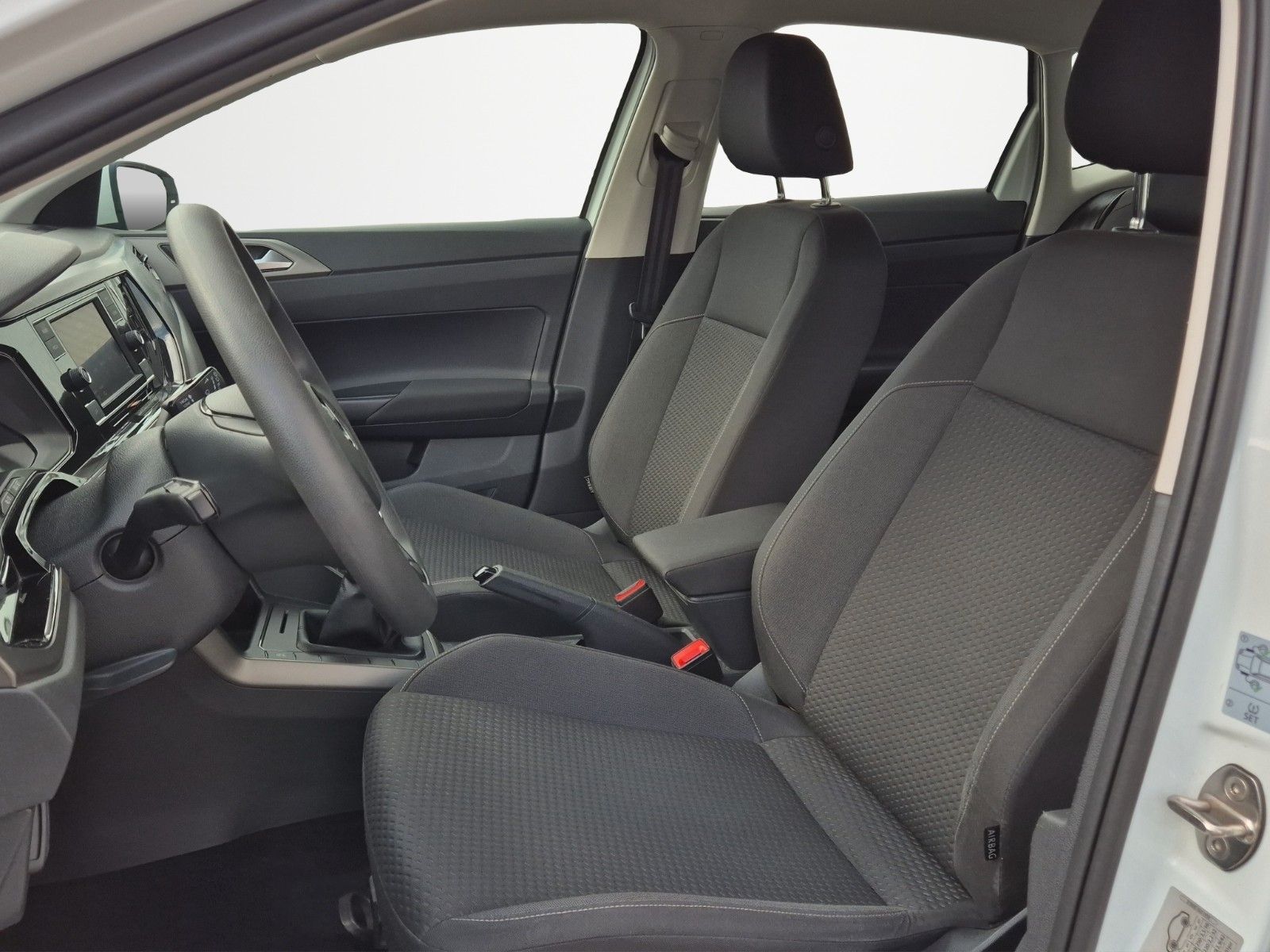 Fahrzeugabbildung Volkswagen POLO 1.6 TDI COMFORT KLIMAAUT ALLWETTER