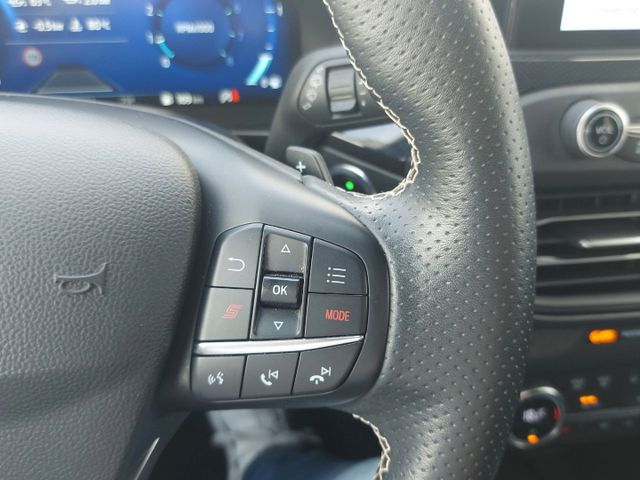 Focus Lim. ST 2.3 EcoBoost Navi LED SHZ