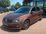 Volkswagen Jetta VI Allstar BMT+Xenon+Klima+PDC+1.Hand+ - gebrauchte Volkswagen Jetta aus dem Jahr 2016
