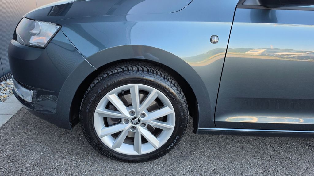 Spaceback 1.2 TSI AHK SHZ PDC Tempomat
