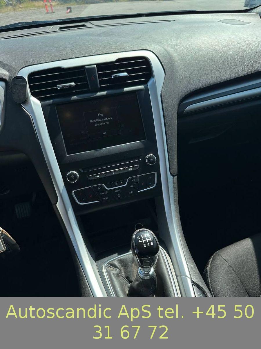 Ford Mondeo 2015 — photo 22