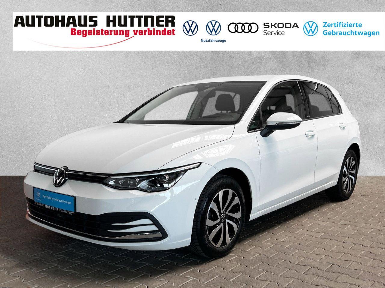 Volkswagen Golf 8 ACTIVE 1.5 TSI HEAD-UP NAVI