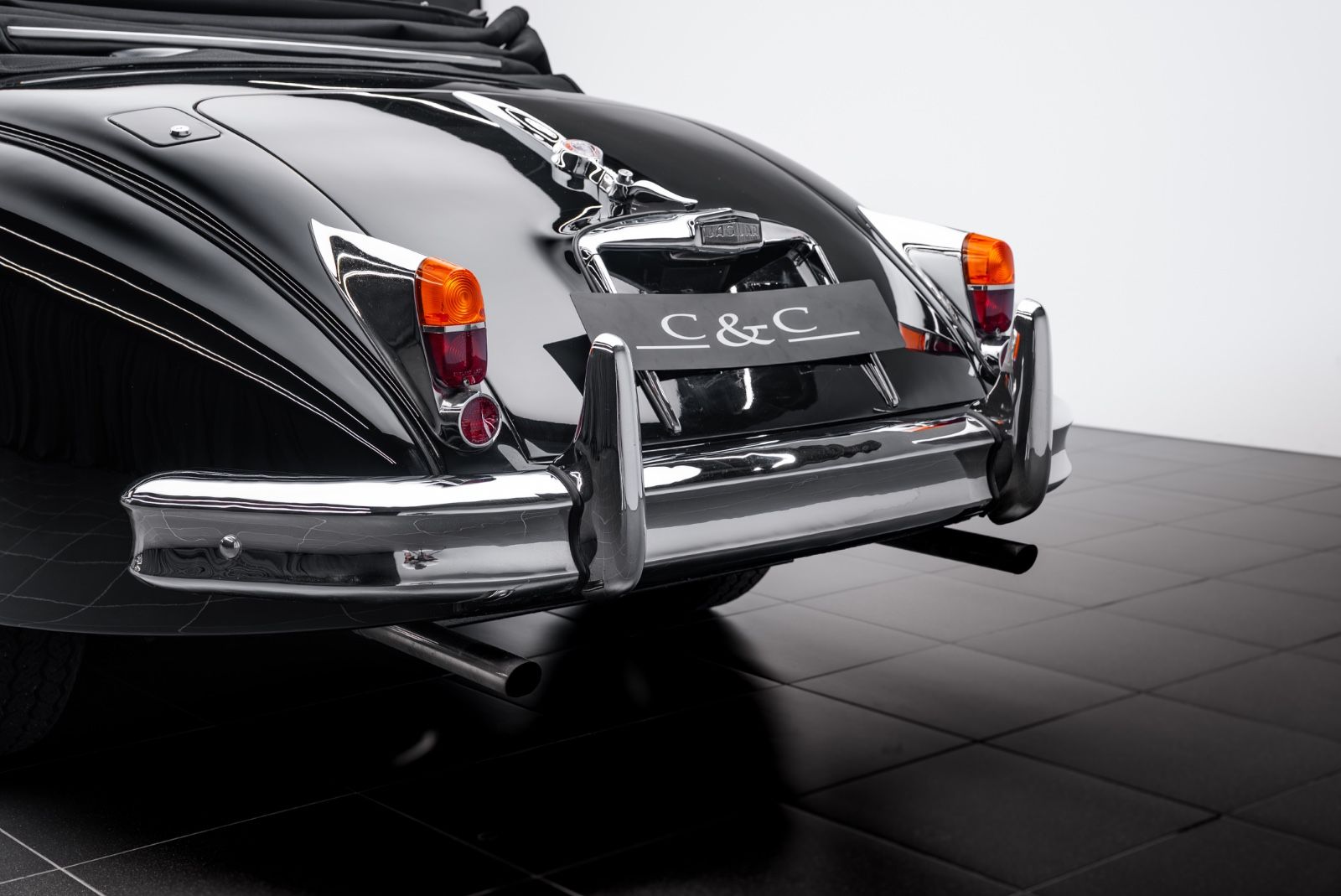 Fahrzeugabbildung Jaguar XK 150 S OTS/TOP/VOLL RESTAURIERT