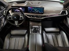 BMW X7 M60 i INDIVIDUEL