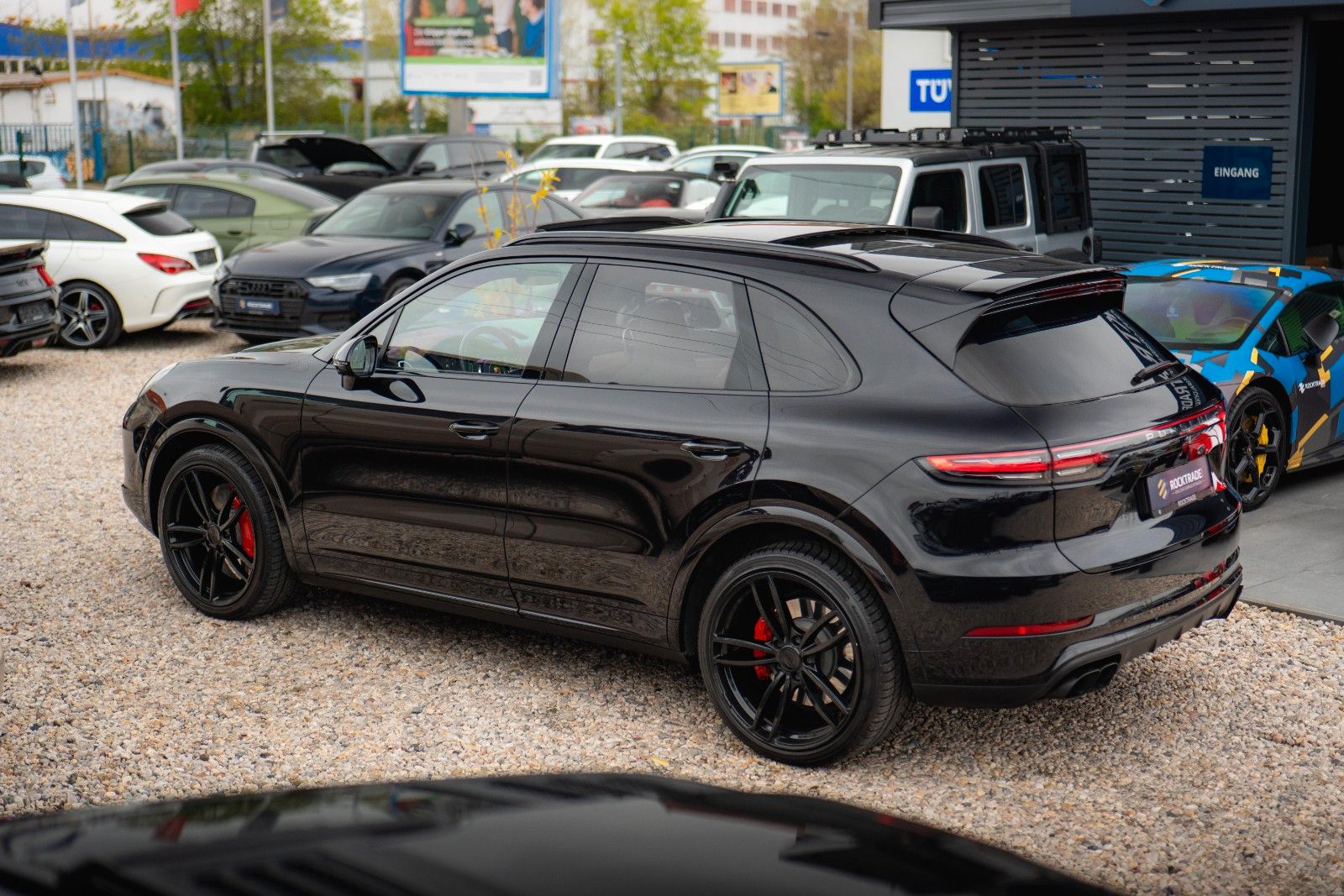Fahrzeugabbildung Porsche Cayenne Turbo V8 Sport Chrono TECHART *ACC*PANO*