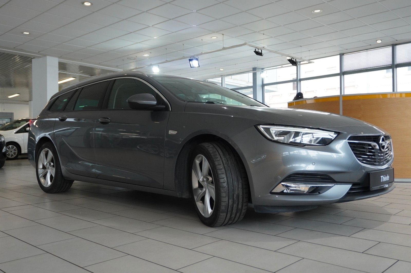 Fahrzeugabbildung Opel Insignia B ST 1.5T DYNAMIC NAVI/LED/KAMERA/AHK