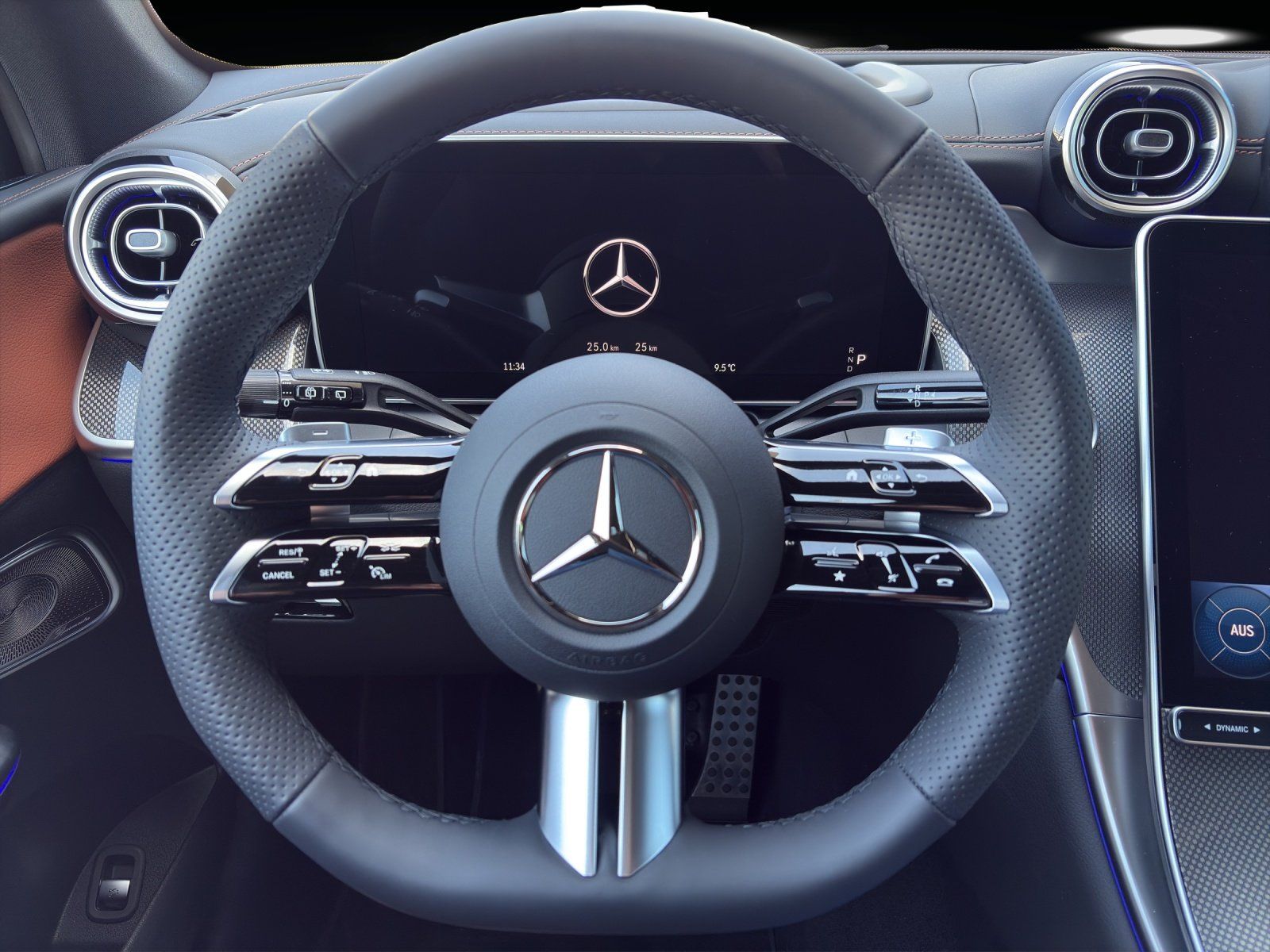 Fahrzeugabbildung Mercedes-Benz GLC 450 d 4MATIC AMG DigLight 360° AHK HeadUp