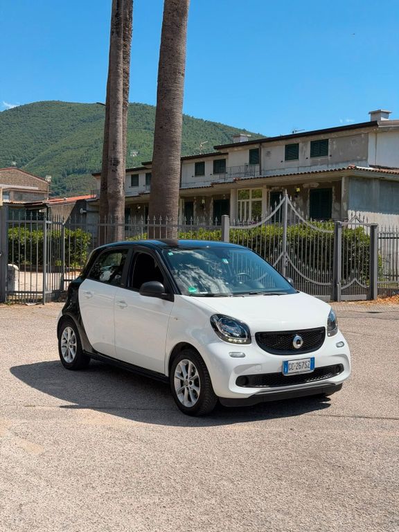 Image of Smart ForFour