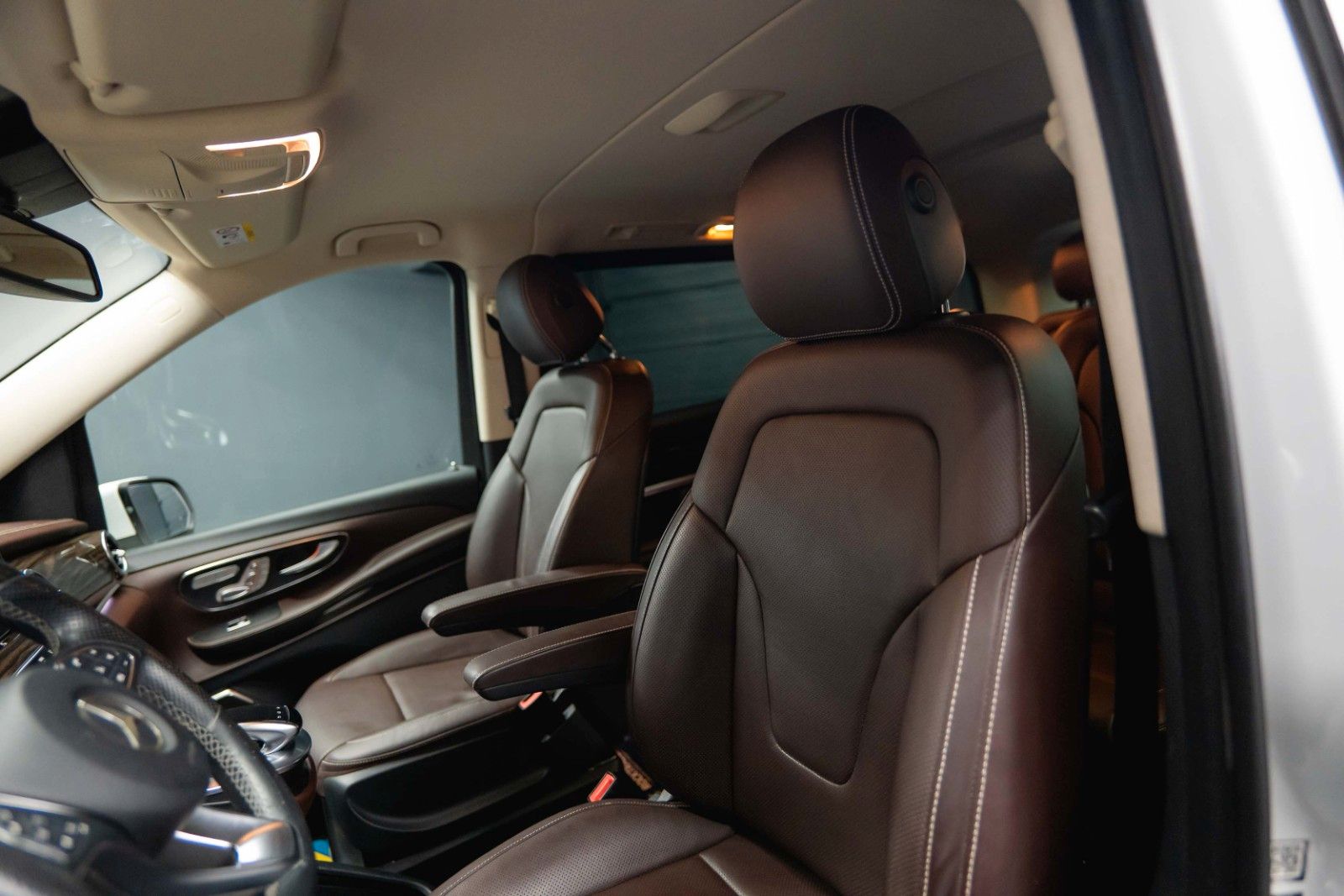 Fahrzeugabbildung Mercedes-Benz V 250 CDI AVANTGARDE EDITION 4MATIC | LED | 19%