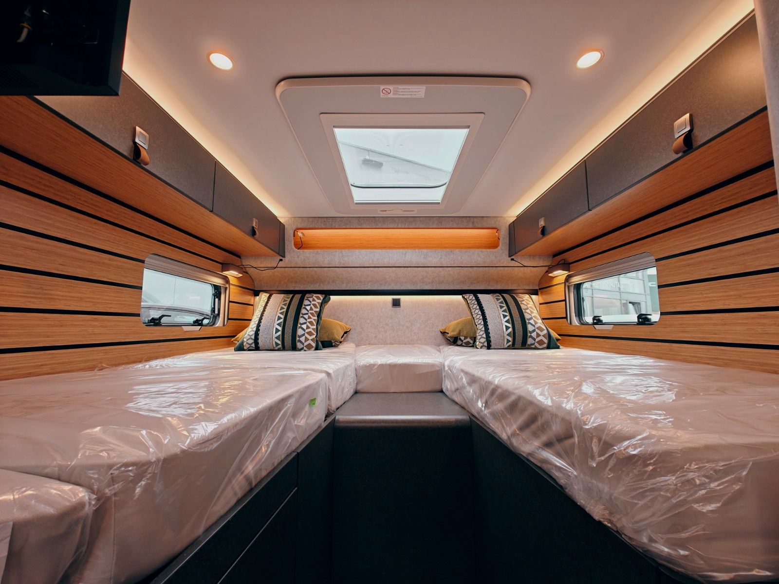 Fahrzeugabbildung HYMER / ERIBA / HYMERCAR ML - T 580 4x4 2026 - SOFORT LIEFERBAR!