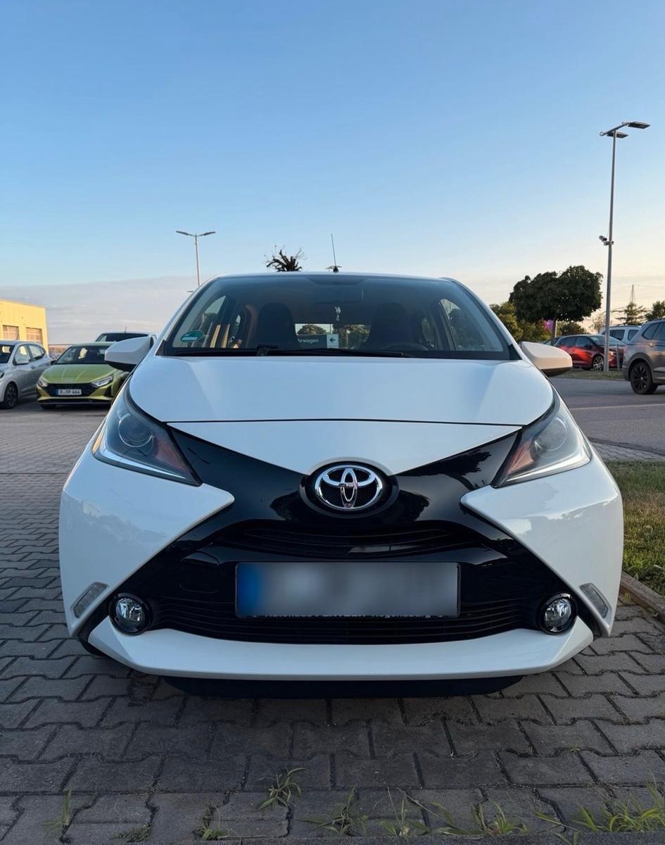 Toyota Aygo | 69 PS | 5-Türer | Nur 50.116 km | 