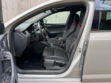 Skoda Octavia - 11